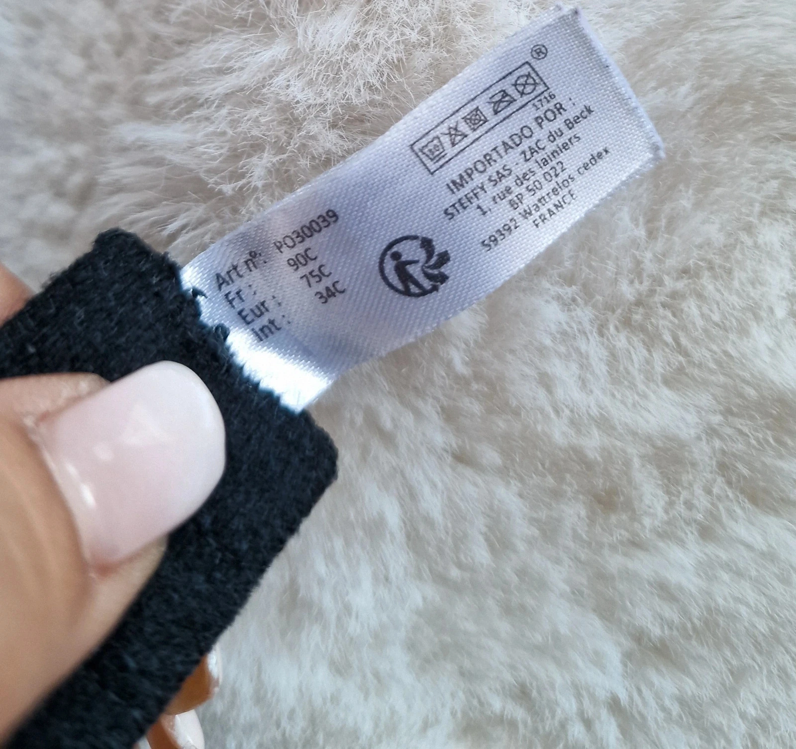 Pomm'Poire kanten beha zwart & nude 90C – Zeer weinig gedragen – photo 9